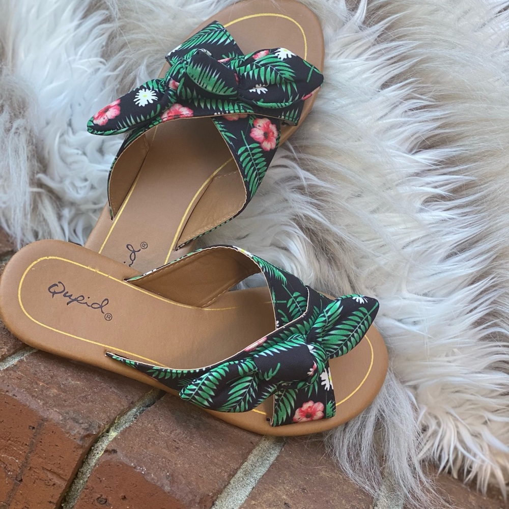 Green Floral Sandal